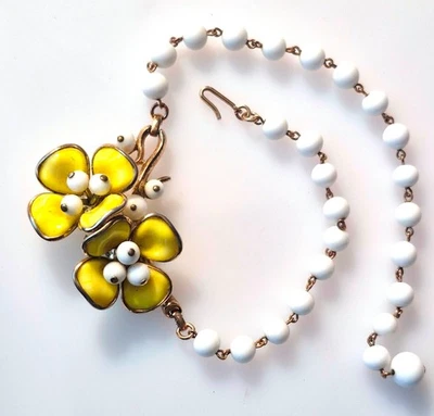 Collar Trifari MAGNOLIA AMARILLA Alfred Philippe Flores Vidrio Vertido COMO ESTÁ Foto 1 de 4