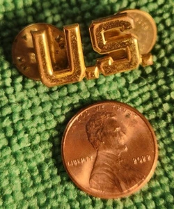PIN PEQUEÑO MILITAR TONO ORO EE. UU. BK #6 - Imagen 1 de 2