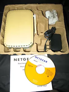 Netgear WGT624 NA 108 Mbps 4-Port 10/100 Wireless Super G Router - Picture 1 of 7