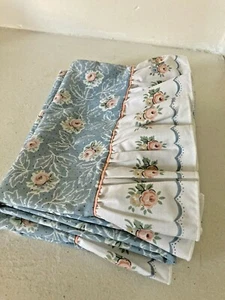 Lady Pepperell VTG Ruffled Pillowcases Blue Pink Rose Floral Cottage Set 2 MINT - Picture 1 of 6