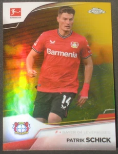 Patrik Schick 2022-23 Topps Chrome Bundesliga rifrattore oro #63 (33/50) - Foto 1 di 2