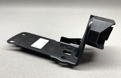 2006-2010 BMW 335i N54 e90 передний бампер держатель кронштейн - слева 5164 7 117 - Изображение 1 из 4