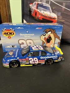 Kevin Harvick 29 GM Goodwrench/Looney Tunes Rematch 1/24 Diecast Car Action 2002 - Picture 1 of 4