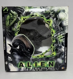 Palisades Aliens Alien Mini Bust Statue Rare Collector Piece 1788 Of 2502 - Picture 1 of 14