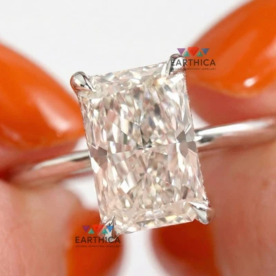 Обручальное кольцо из серебра 925 пробы с выращенным в лаборатории гало бриллиантом огранки изумруд 3,50 карата - Изображение 1 из 4