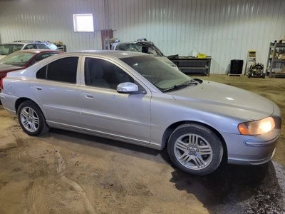 Driver Sun Visor With Illumination Fits 05-09 VOLVO 60 SERIES 2074728 - Image 1 of 4