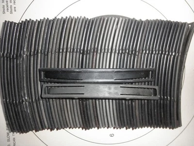 SKS 10 Rd. Clip/cargador pelacables. Por UNO (1) Elige cantidad. Varios países Foto 1 de 2