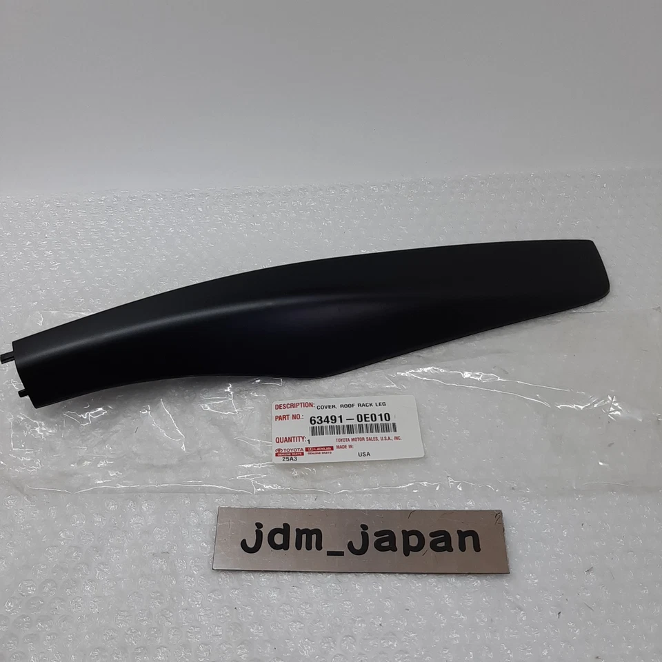 TOYOTA Genuine Right Front Roof Rack Cover 63491-0E010  Lexus RX330 RX350 RX400h - Image 1 of 4