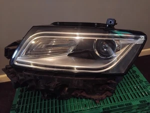 AUDI Q5 SQ5 XENON HEADLIGHT PASSENGER SIDE N/S  2012-2016 8R0941006D COMPLETE - Picture 1 of 5