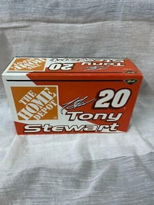 Tony Stewart 2000 Revell The Home Depot 1:18 Scale Nascar Diecast #10545 LTD ED - Picture 1 of 7