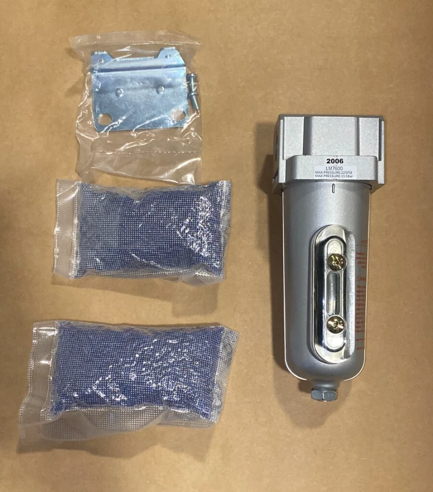 LM764 1/2" Desiccant Dryer - Image 1 of 1