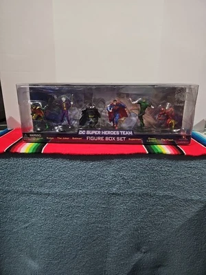 DC Super Heroes Monogram Figure Box Set Robin Joker Batman Superman - Image 1 of 4