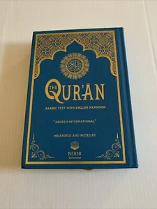 Der Koran arabischer Text mit englischer Bedeutung (Sahih International) - Bild 1 von 4