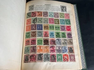 ALTES BRIEFMARKENALBUM SAMMLUNG VIELE SEITEN BRIEFMARKEN DEUTSCHLAND CHILE AFRIKA - Bild 1 von 15