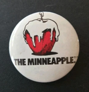 "The Minneapple" lustiger Vintage 1 3/8" Pinback Button um 1980 - Bild 1 von 3