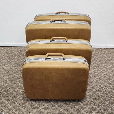 Juego de Equipaje de Colección 4 Piezas Samsonite Silhouette Lado Duro Marrón/Amarillo Tostado con 3 Llaves Foto 1 de 4