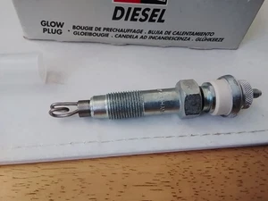 4 X CHAMPION CH45 GLOW PLUGS - LAND-ROVER DIESEL PLEASE READ DESCRIPTION _______ - Picture 1 of 5