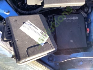 RENAULT MEGANE MK3 2012-2013 Fuse Box In Engine Bay - Picture 1 of 6