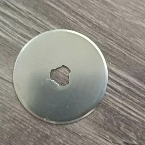 Ersatzklingen Rollschneider Rundmesser Ersatzrad Rund Klinge 45mm 4,5 cm aus BRD - Bild 1 von 12
