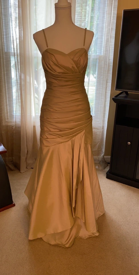 服装女式连衣裙时尚礼服婚礼伴娘 — 第 1/4 张图片