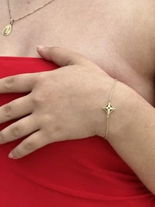  LV Monogram Flower Bracelet 18KT Solid Gold • Yellow gold • 750 Gold - Picture 1 of 6