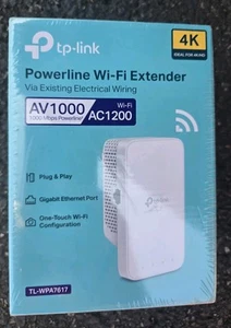 TP-Link Powerline Wi-Fi Extender (TL-WPA7617) - Powerline Ethernet Adapter - NEW - Photo 1/3