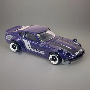 Hot Wheels Custom Datsun 240Z Diecast Kunststoff lila 1:64 Auto - Bild 1 von 14