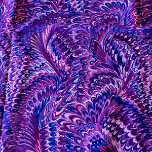 Westwood purple cotton Fabric 1 yrd feather look - Picture 1 of 5