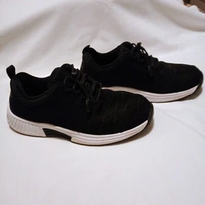 Damen-Mesh-Sneaker Größe US 8,5 M Orthofeet schwarz Komfortschuh Schnürklemmen gebraucht, in einwandfreiem Zustand - Bild 1 von 10