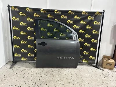 2004-2007 Nissan Titan Front Door Right Manual (Smoke K11) TITAN 04 05 06 07 OEM - Imagem 1 de 4
