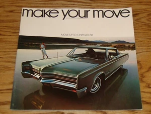 Original 1968 Chrysler Full Size Car Sales Brochure Newport 300 Town & Country - Picture 1 of 2
