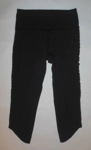 LULULEMON SUNSHINE SALUTATION CROP PANT BLACK MESH PANELS HI RISE YOGA EUC sz 8 - Picture 1 of 7