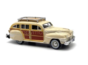 1:87 Scale Beige Chrysler T&C Woody Wagon Sports Classic Car Model Diecast - Picture 1 of 6