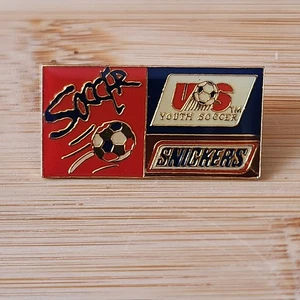 Vintage Snickers Varsity Soccor Pin Goldtone 1994 - Bild 1 von 6