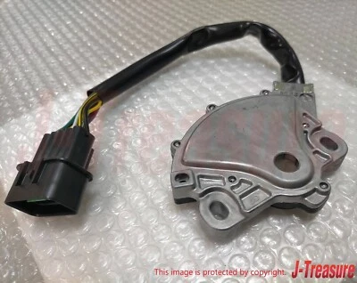 Interruptor de seguridad neutro genuino MITSUBISHI MONTERO SPORT PAJERO 31918W010P FABRICANTE DE EQUIPOS ORIGINALES Foto 1 de 4