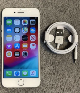 Apple iPhone 7 - 32GB - Silver (UNLOCKED) A1660 (CDMA + GSM) Good Condition! - Picture 1 of 6