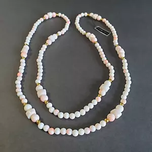 Vtg Lucite Bead Necklace ~18" Closed Loop White and Light Pink w/ Gold Accents - Picture 1 of 9