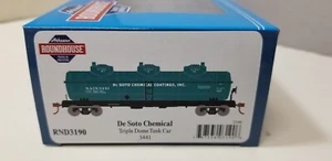 De Soto Chemical Railroad Triple (3) Dome Tank 3441 Athearn Roundhouse 3190 HO - Picture 1 of 2