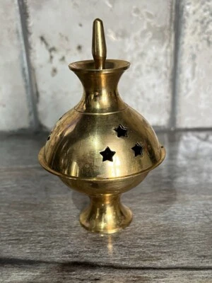 Quemador de incienso de latón vintage de 4" x 2,5" Foto 1 de 2