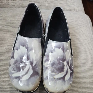 Spring Step Grey Floral Ferrara Professional Nurse Work Shoe Clog Loafer 7 M - Picture 1 of 6