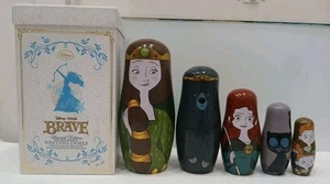 Disney Pixar Brave Edizione Limitata Nesting Dolls - In Scatola Con Certificato di autenticità - Foto 1 di 9