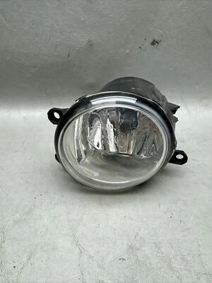 Lexus CT200h 2011-2014 Fog Light Lamp Left/Driver 81220-0W040 C035 OEM 2011 2012 - Image 1 of 4