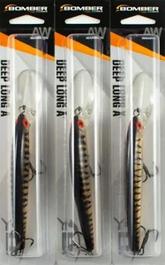 (LOT OF 3) BOMBER DEEP LONG A 4.5" 3/4OZ B25AGPTBRO GOLD PRISM BLACK BACK J1219 - Picture 1 of 3