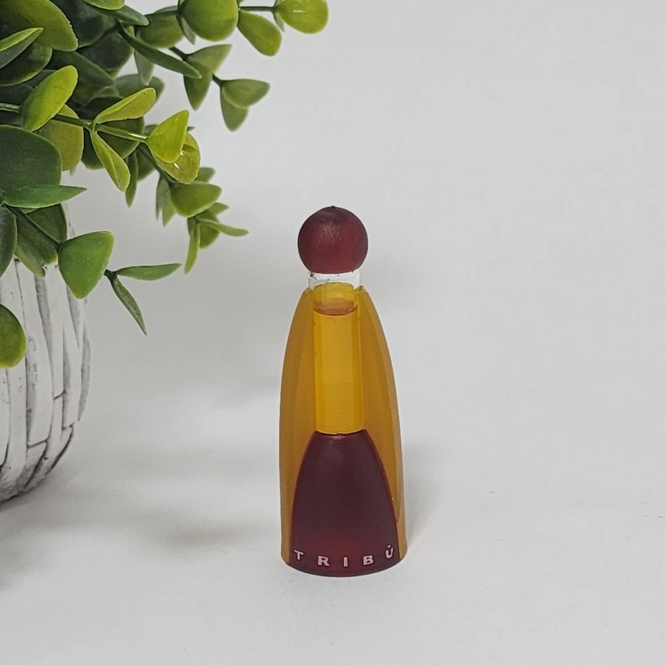 Perfume Tribu United Colors of Benetton Mini Tamaño Fórmula Original 0.13 fl oz Foto 1 de 1