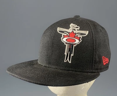 🔥Rare Oakley Hat Canada 2010 Olympics Totem Pole Collectors Item New Era 7 1/8 - Image 1 of 4