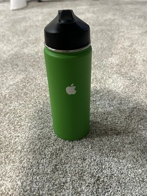 Hydroflask x Apple 18oz Bright Green Bottle Tumbler - Image 1 of 4