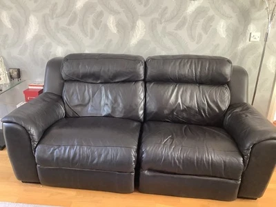 Genuine Italian Black Leather Three Piece Suite - Image 1 of 4
