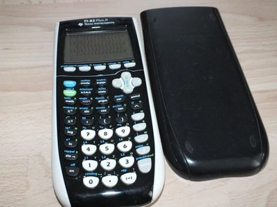 TEXAS INSTRUMENTS - Calculatrice Scientifique - Texas Instruments TI-83 Plus.fr - Photo 1/2