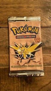 Pokemon 1st Edition Fossil Booster Pack Zapdos UNOPENED 1999 WOTC - Picture 1 of 4