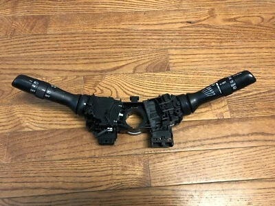 Toyota Prius 2007 OEM faros intermitentes e interruptores de control de limpiaparabrisas Foto 1 de 4